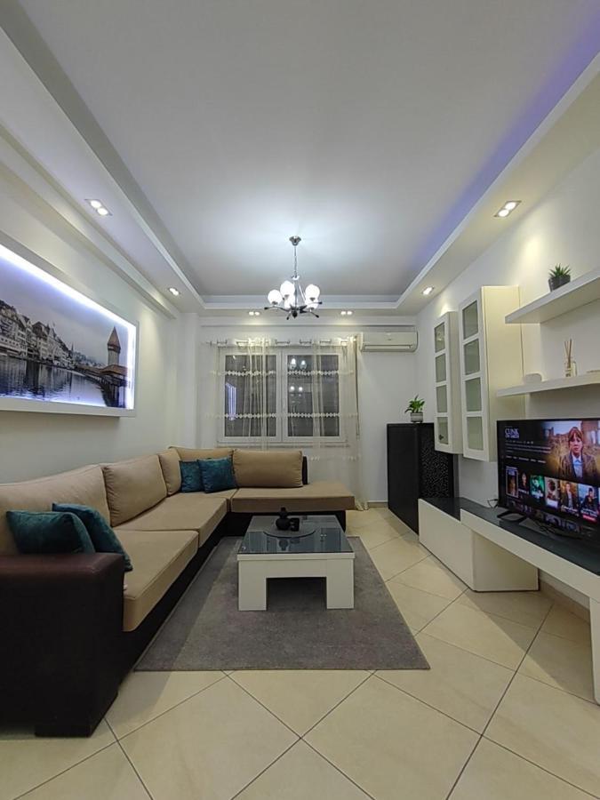 Tirana New Bazaar-Apartment 2 エクステリア 写真