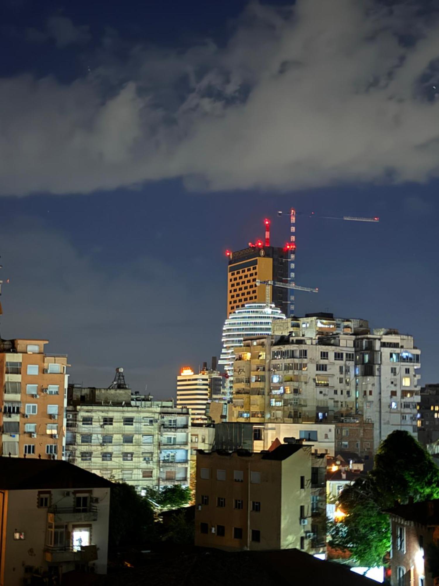 Tirana New Bazaar-Apartment 2 エクステリア 写真